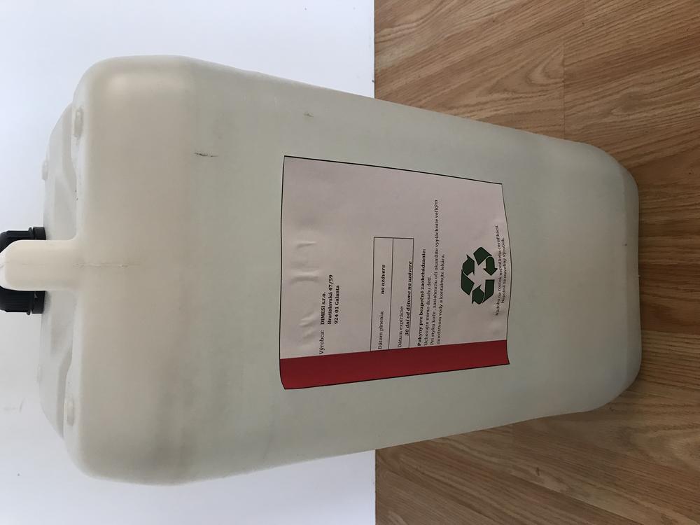 Voda pre vykurovacie systémy  VOEMP Z kanister = 30 L