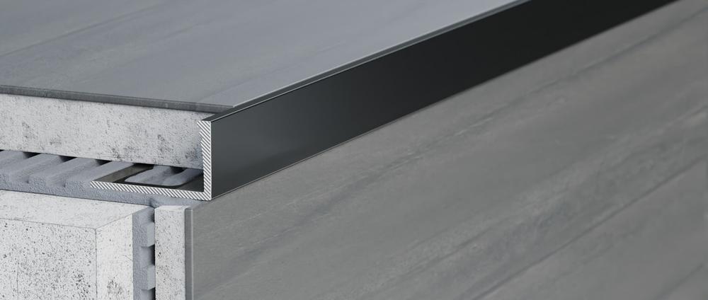 Hliníkový profil ukončovací komaxit GRIGIO ANTIKO tvar L d=2,7m, h=10mm